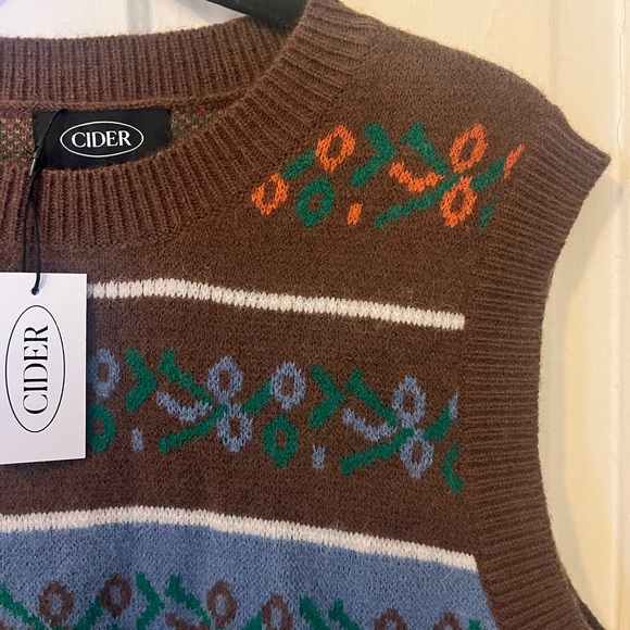 SOLD NWT Cider Sleeveless Sweater - Picture 2 of 4